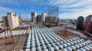 Ecología, bajo costo y menos tiempo: las claves del sistema constructivo de Yacoub