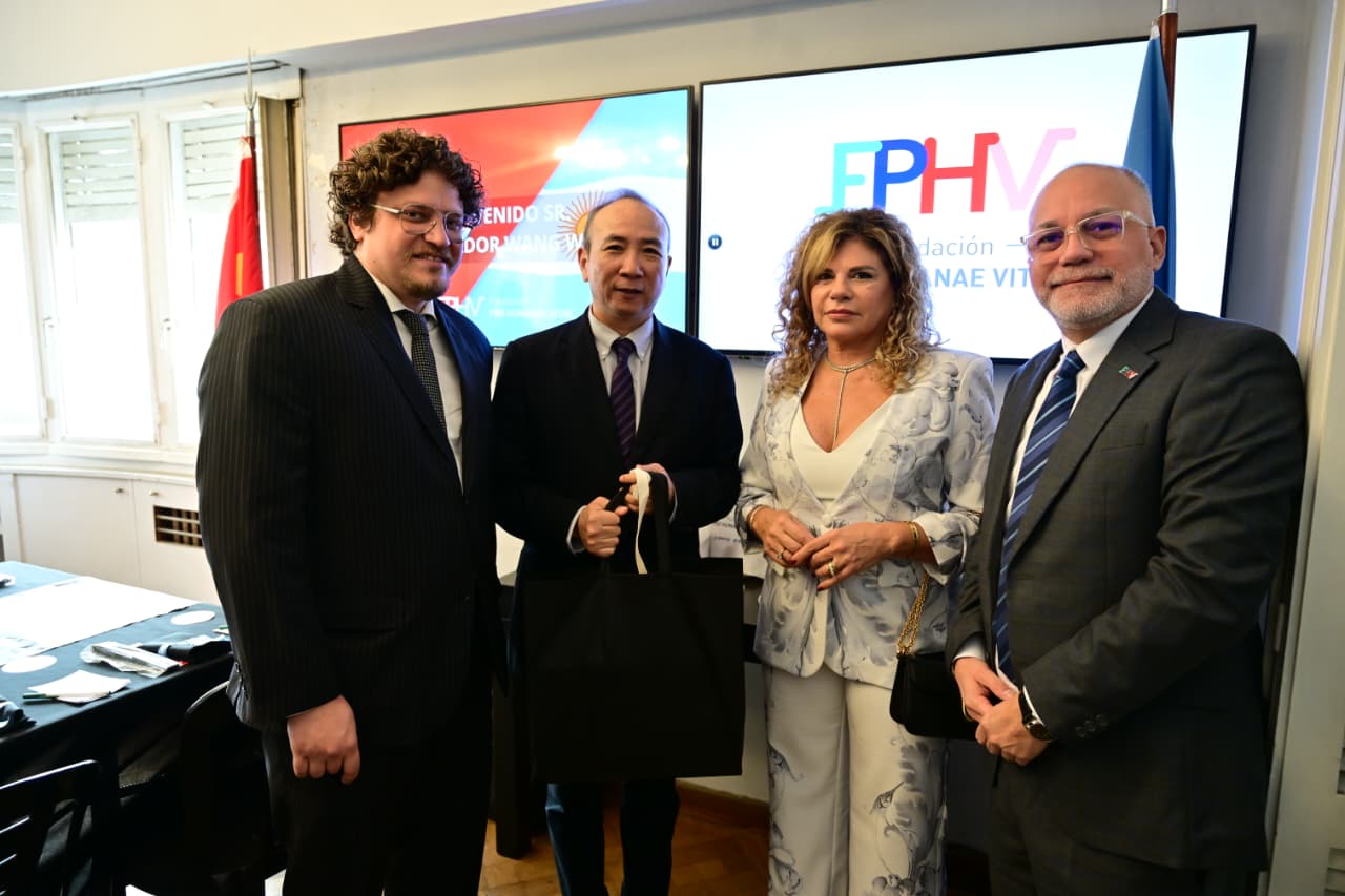 Puente comercial con Oriente: Yacoub participó de la cumbre estratégica con el embajador chino 