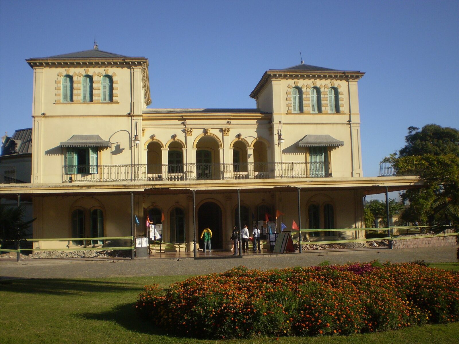 La Casona de los Olivera, en el Parque Avellaneda