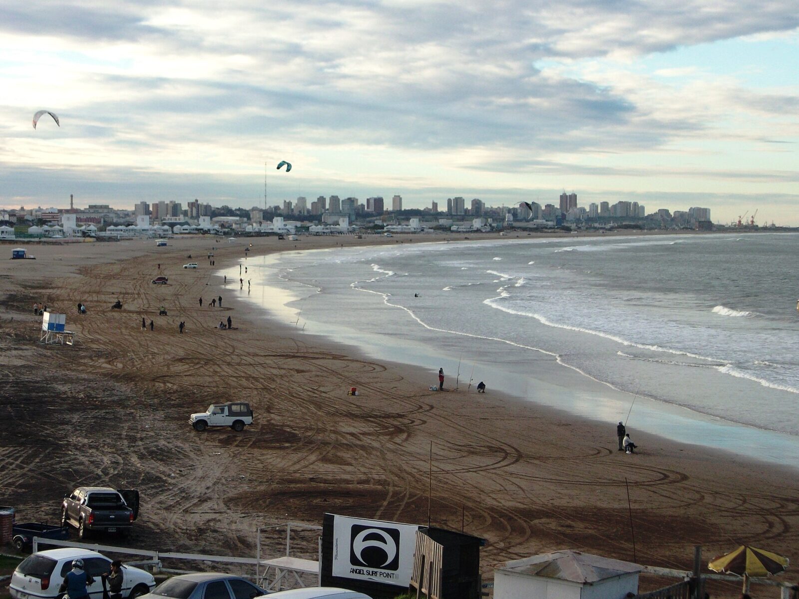 La playa de Punta Mogotes