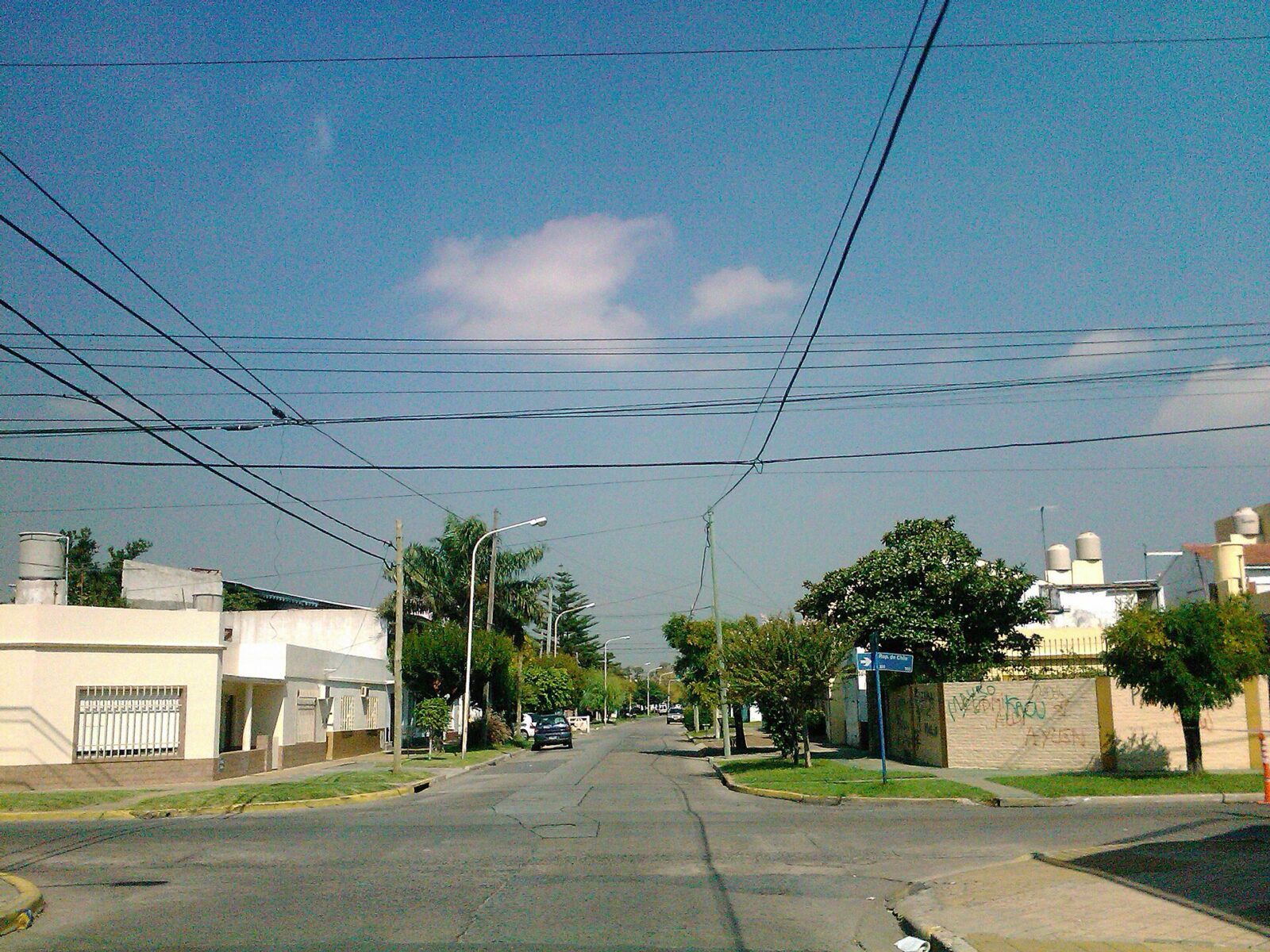 Una calle de Villa Luzuriaga
